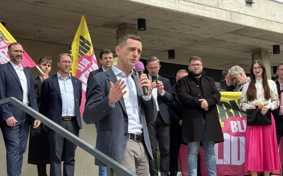 Lidovci dnes v Ostravě zvolí nové vedení, Výborného zřejmě vystřídá Grolich