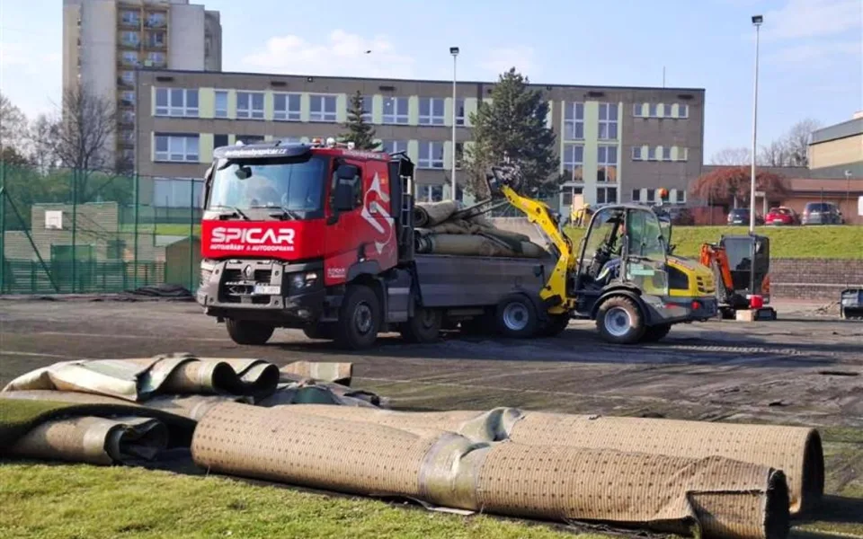 Český Těšín dává hřištím nový život. Chce je otevřít veřejnosti