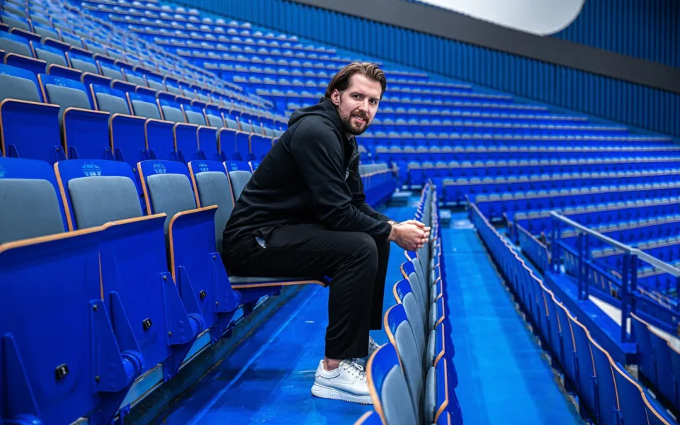 Hokejový útočník Šimon Stránský se po více než šesti letech vrací do Vítkovic