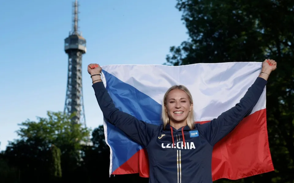 Česká rekordmanka ve skoku o tyči Švábíková zrušila účast na Zlaté tretře