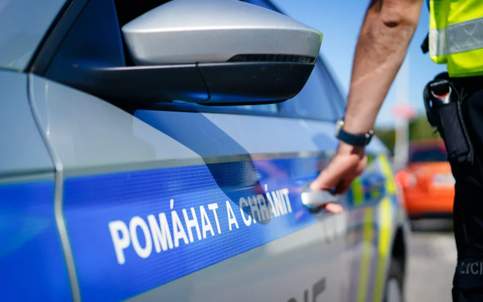 Colours skončily. Policie řešila drony, podvody i rychlé řidiče