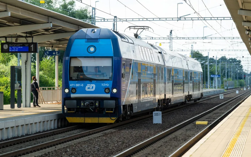 Z Karviné vlakem do Beskyd. Nové jízdní řády usnadní cestování