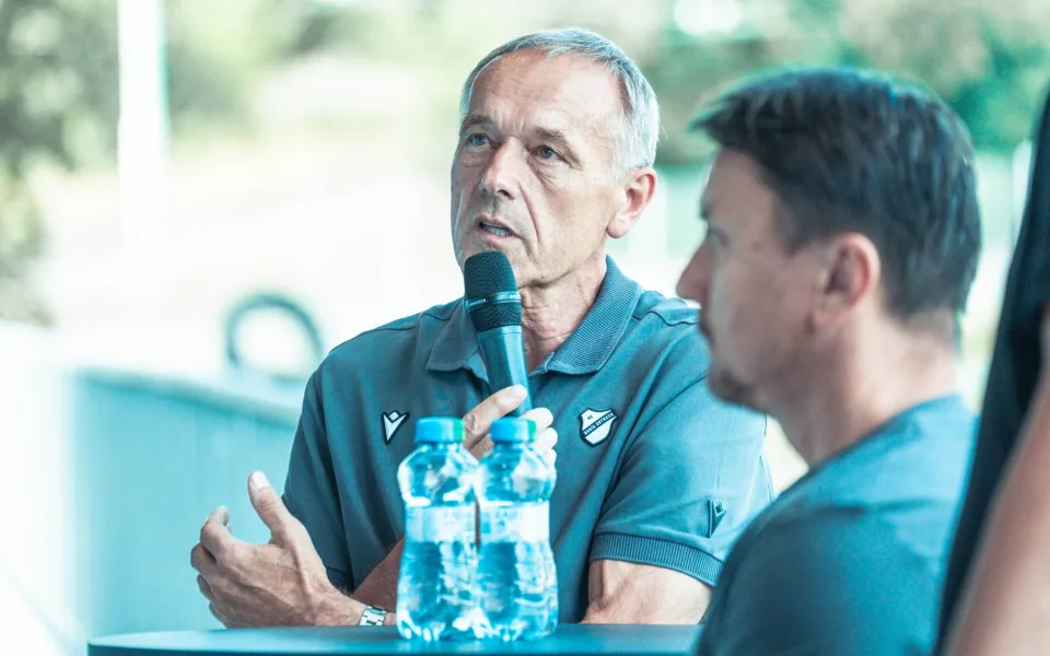 Zemřel Luděk Mikloško. Legendární fotbalový brankář prohrál boj s nemocí
